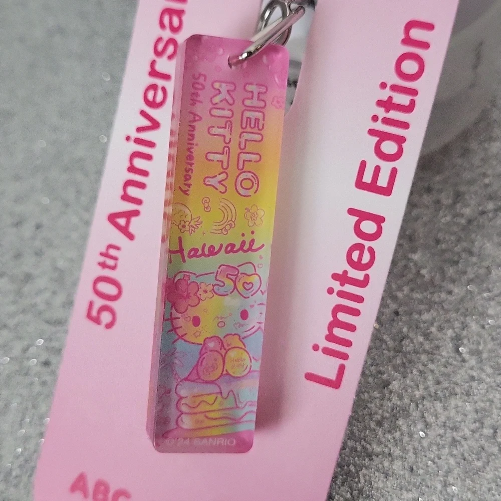 Hello Kitty Keyring - Picture 4 of 5